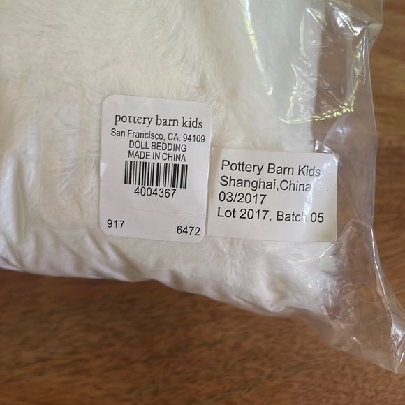 Pottery Barn Kids DOLL BEDDING Set includes Comforter Pillow and Bag - Picture 4 of 5